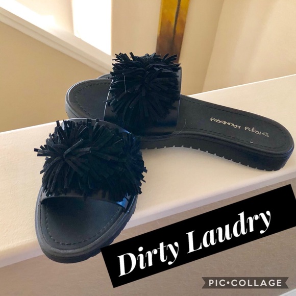 Dirty Laundry Shoes - Black Sandals w/Fringes